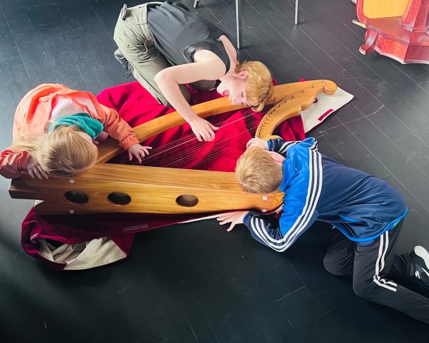 Meabh workshop with harps and kids navigator 2026