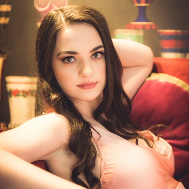 Katharine Timoney promo shot 2