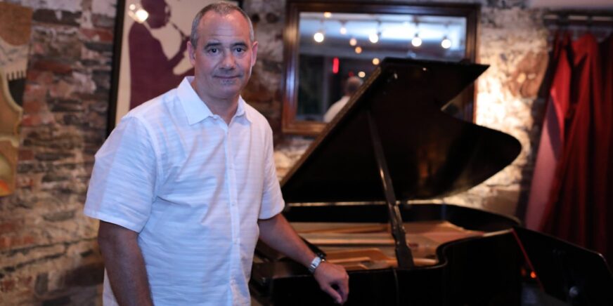 Greg murphy at piano 2